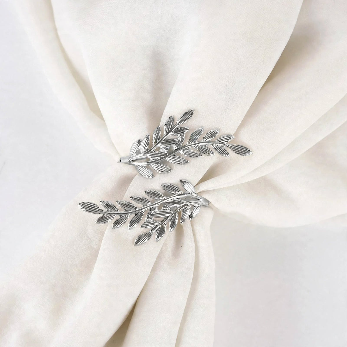 Lot de Ronds de Serviette Feuilles en Métal Doré ou Argenté – Décoration de Table Fêtes, Mariage et Noël
