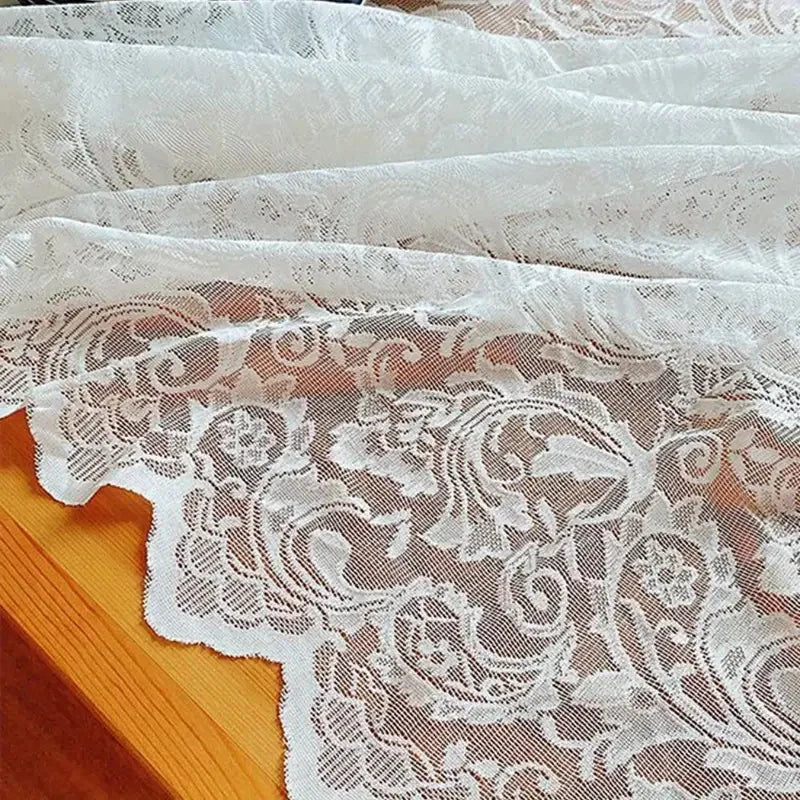 Nappe Jacquard Anti-taches et Imperméable Effet Dentelle Blanche